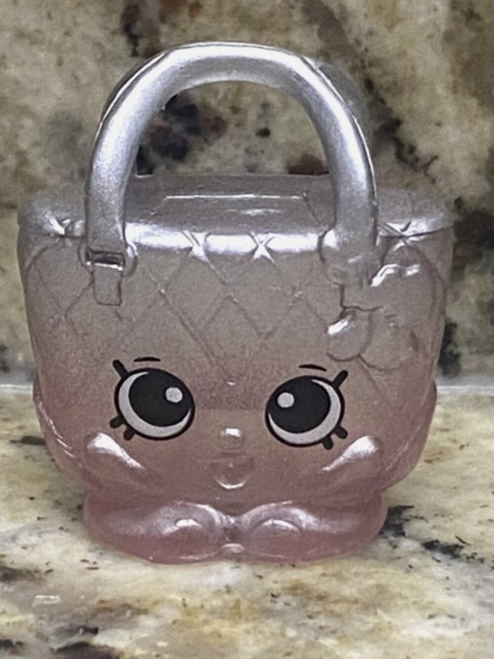 EXCLUSIVE Series 8 Lost Luggage Bridget Bogot Shopkins